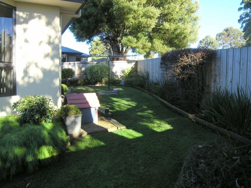 8/6-8 Greenhill Drive, Kingston TAS 7050