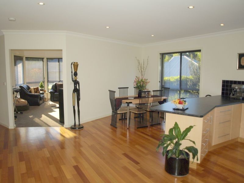 3/6-8 Greenhill Drive, Kingston TAS 7050