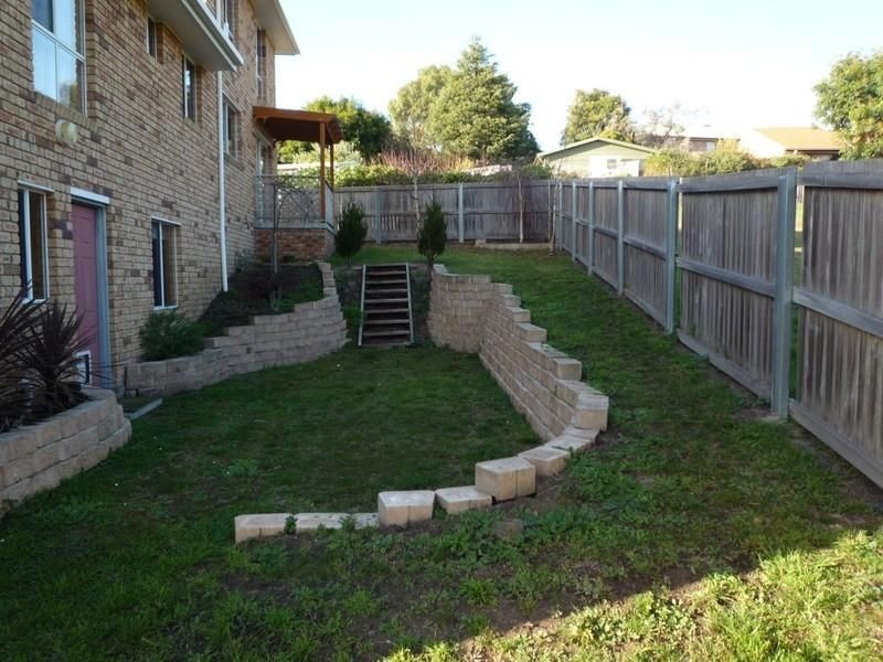 52 Flowerpot Crescent, Blackmans Bay TAS 7052