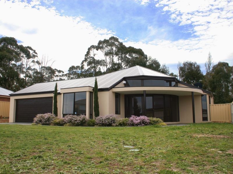 62 Malachi Drive, Kingston TAS 7050