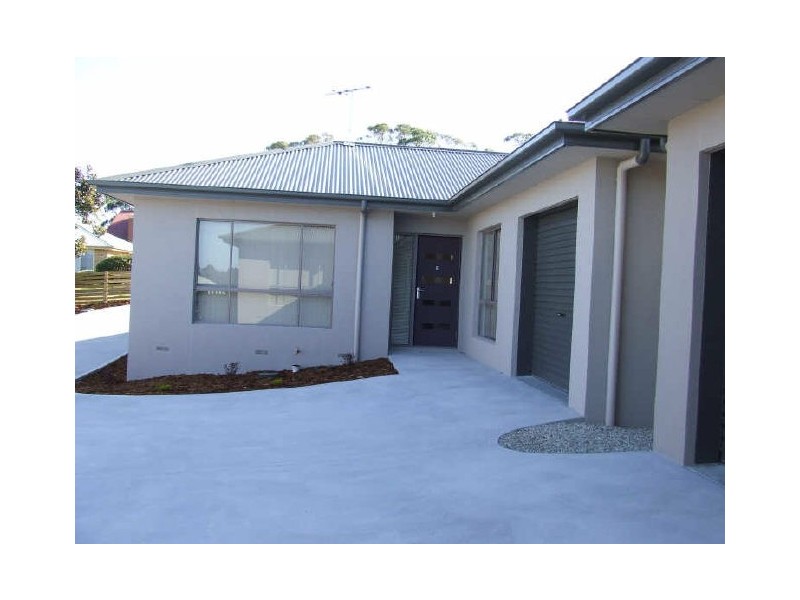 1/8 Celery Top Drive, Kingston TAS 7050