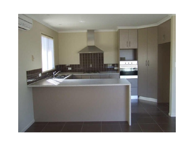 1/8 Celery Top Drive, Kingston TAS 7050