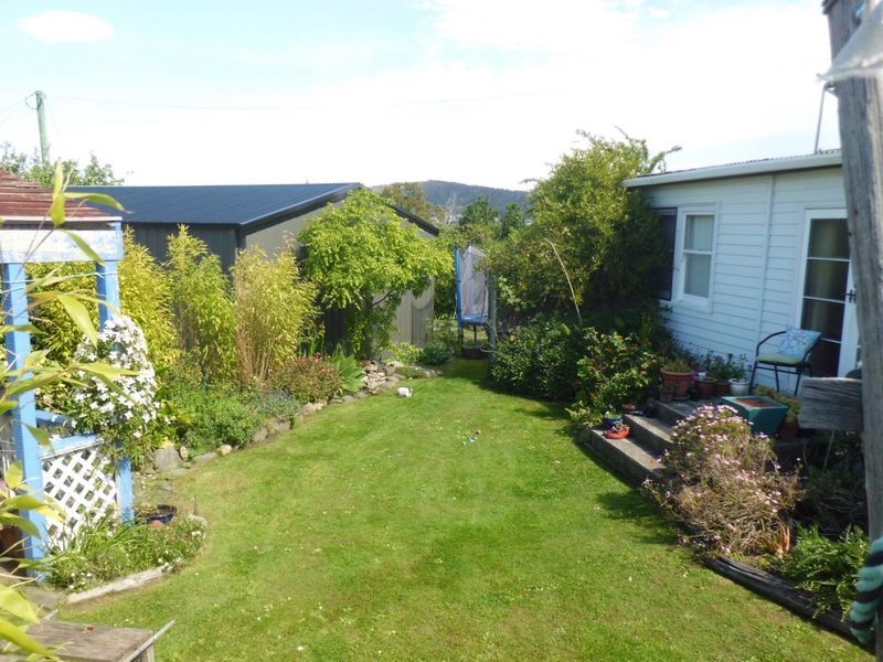 34 Powell Road, Blackmans Bay TAS 7052