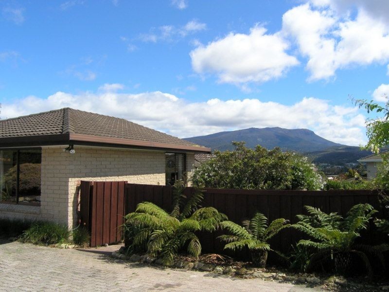 3 Hawthorn Drive, Kingston TAS 7050
