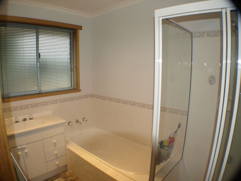 24 Whitewater Crescent, Kingston TAS 7050