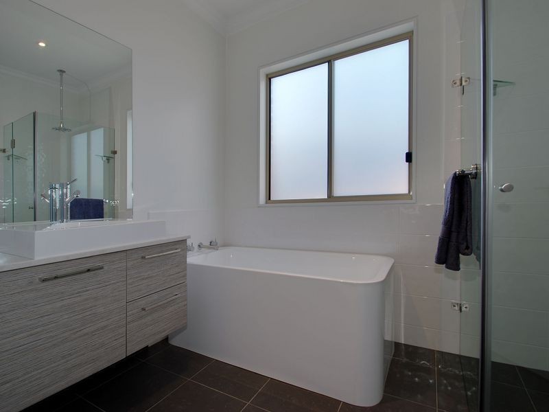 50 Corlacus Drive, Kingston TAS 7050