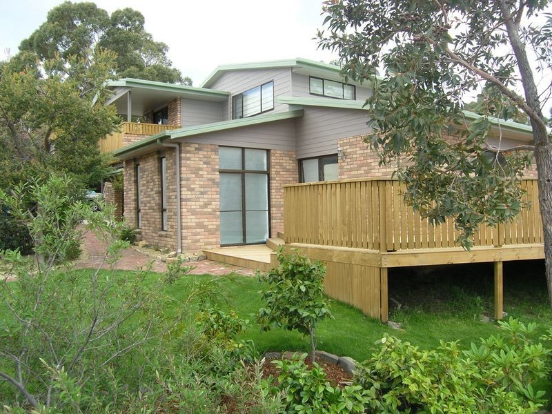 102 Burwood Drive, Blackmans Bay TAS 7052