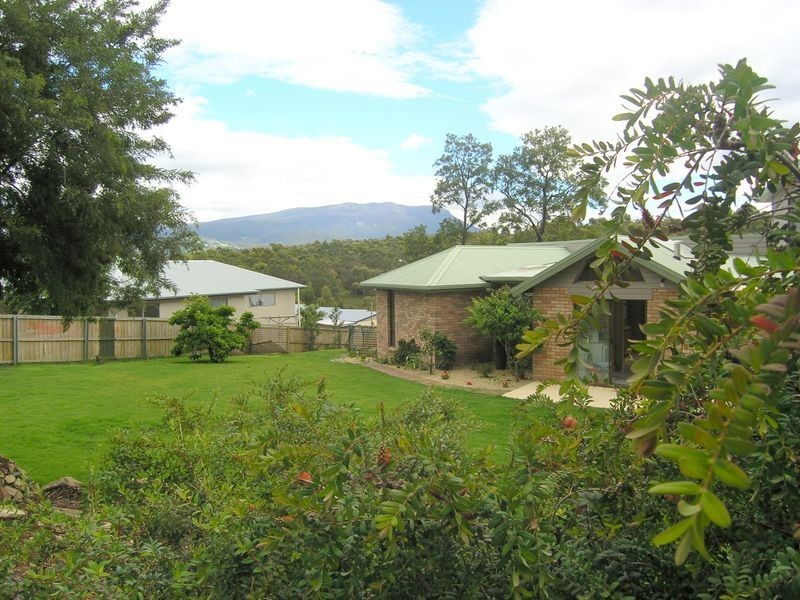 102 Burwood Drive, Blackmans Bay TAS 7052