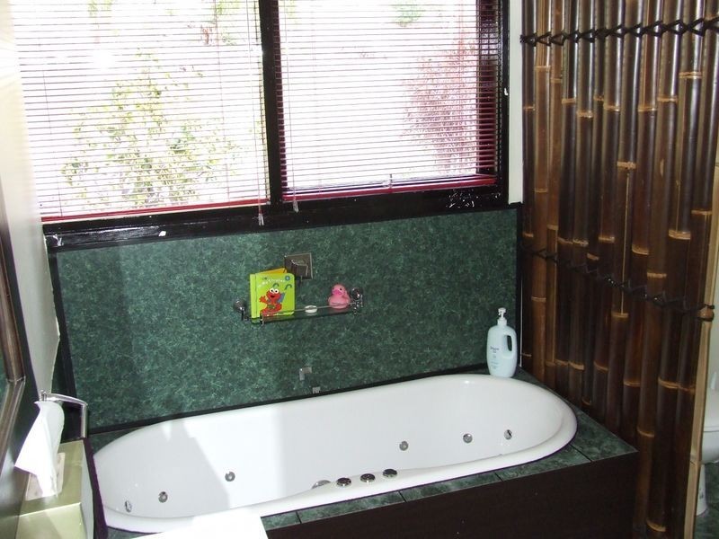 30 Cades Drive, Kingston TAS 7050