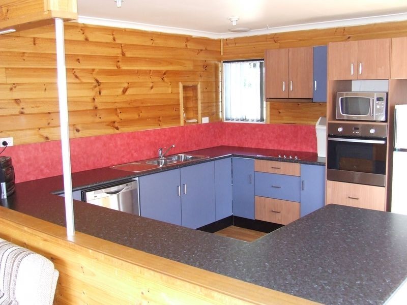 30 Cades Drive, Kingston TAS 7050