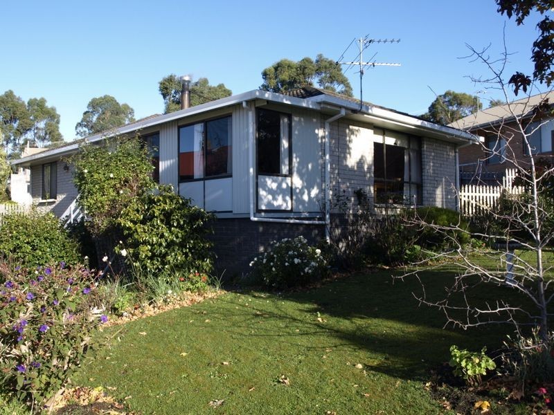 2 Drysdale Avenue, Kingston TAS 7050