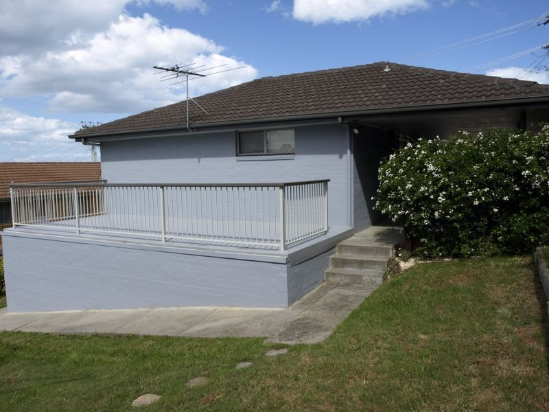 10 Wombara Avenue, Kingston Beach TAS 7050