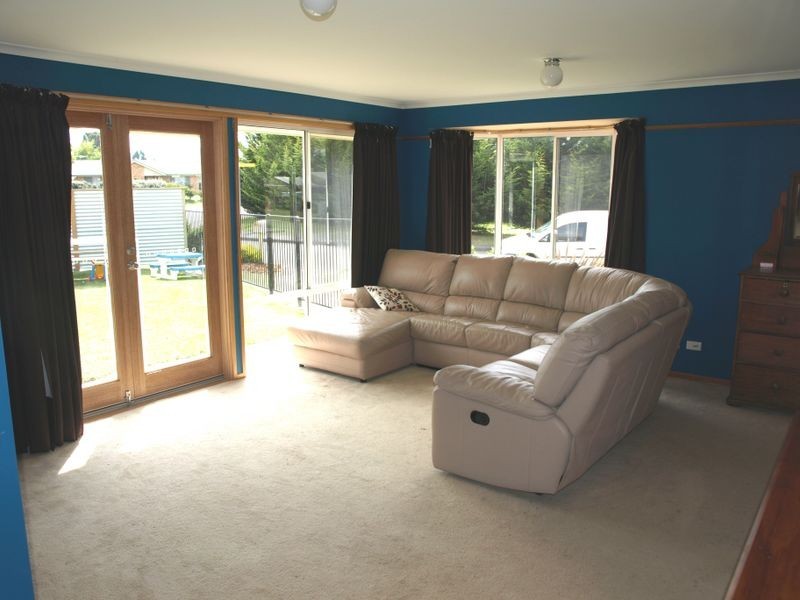 1 Carrington Drive, Margate TAS 7054