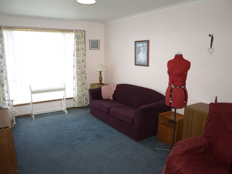 35 Stirling Avenue, Blackmans Bay TAS 7052