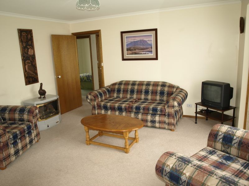 1/35 Opal Drive, Blackmans Bay TAS 7052