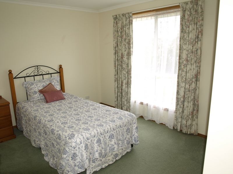 1/35 Opal Drive, Blackmans Bay TAS 7052