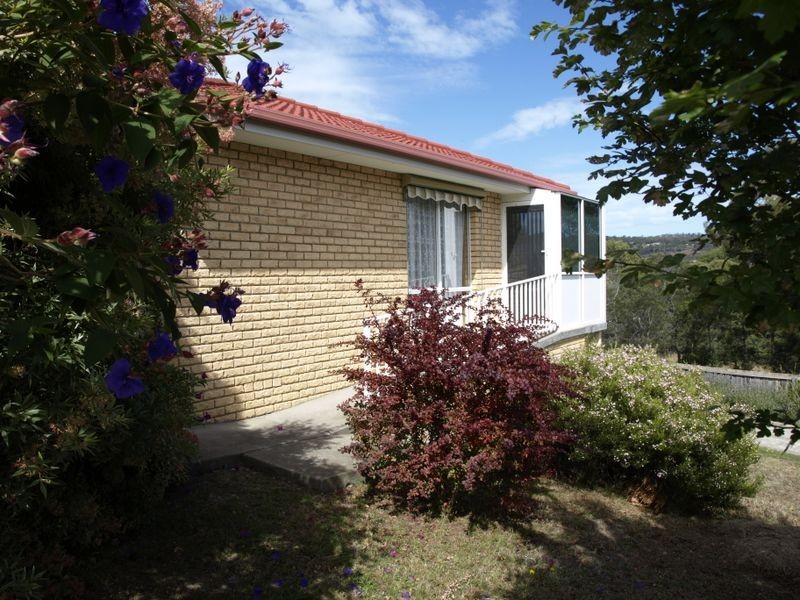 1/35 Opal Drive, Blackmans Bay TAS 7052