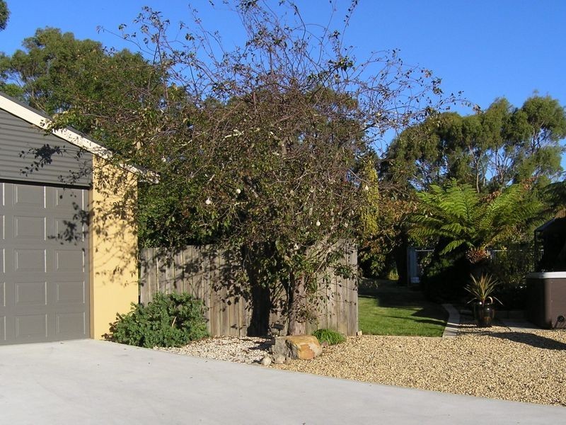 80 Brightwater Road, Blackmans Bay TAS 7052