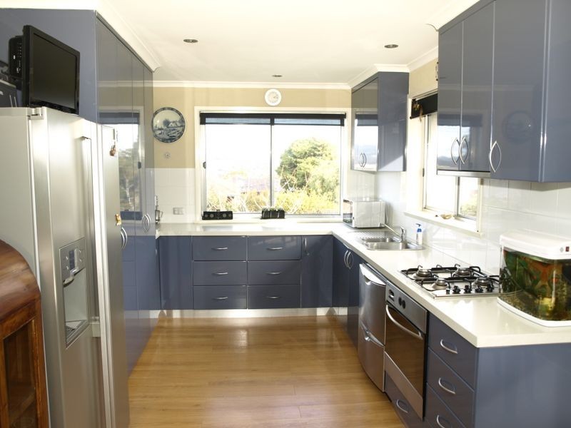 17 Tingira Road, Blackmans Bay TAS 7052