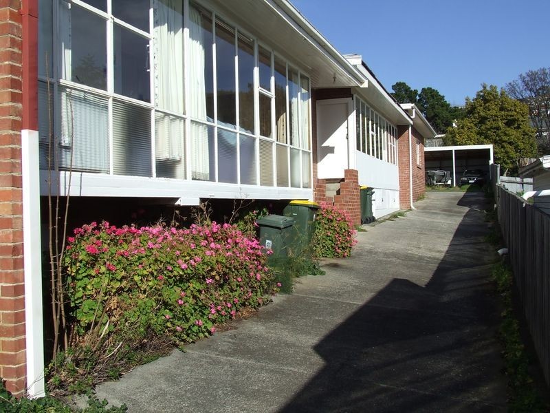 2/3 Watkins Avenue, West Hobart TAS 7000