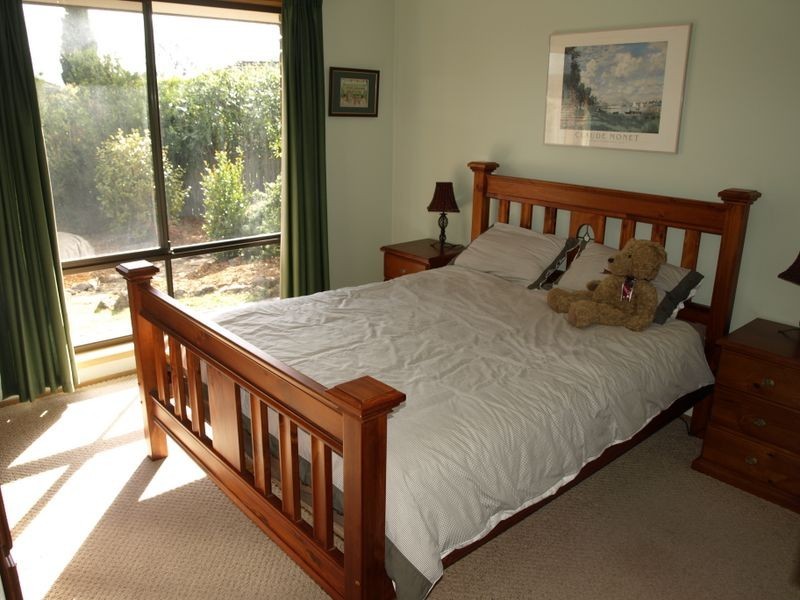 14 Serre Road, Kingston TAS 7050