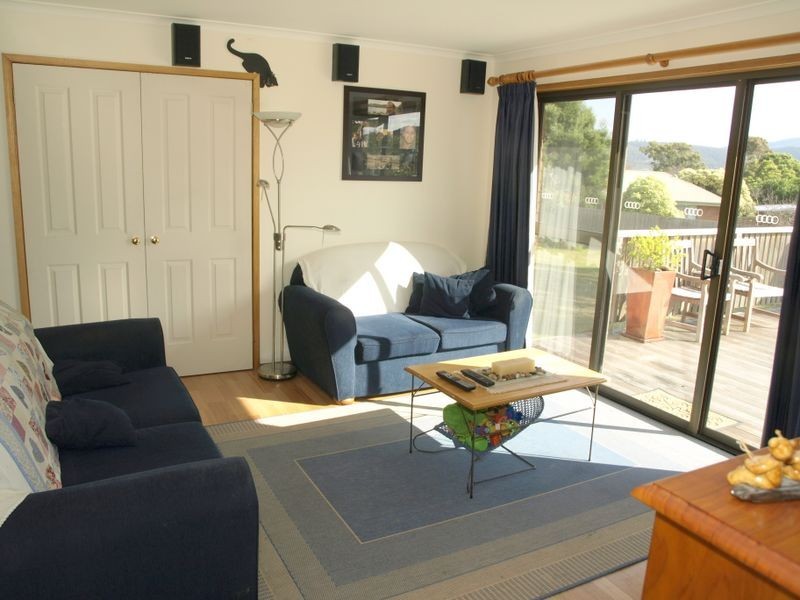 14 Serre Road, Kingston TAS 7050