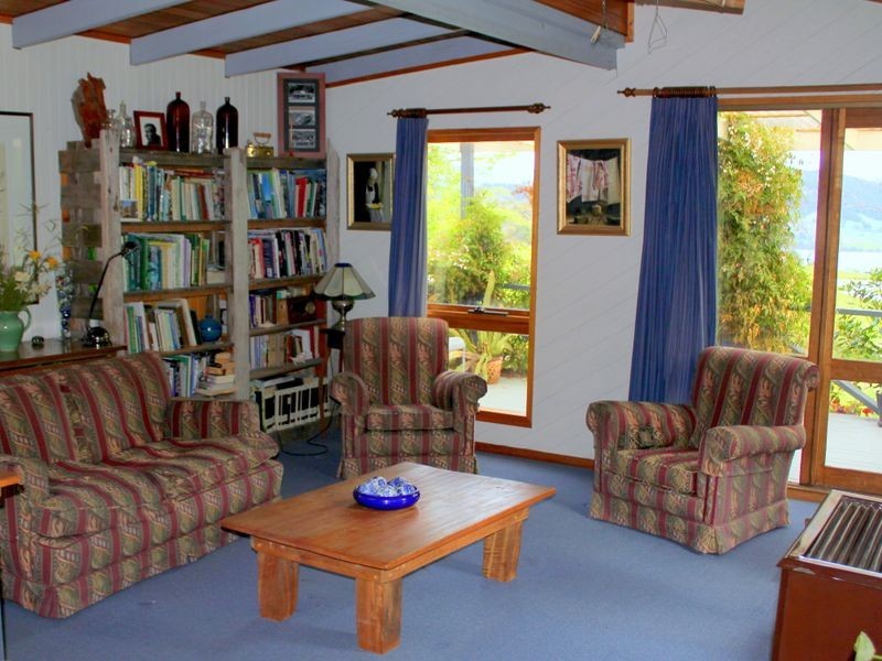 156 Graces Road, Glaziers Bay TAS 7109