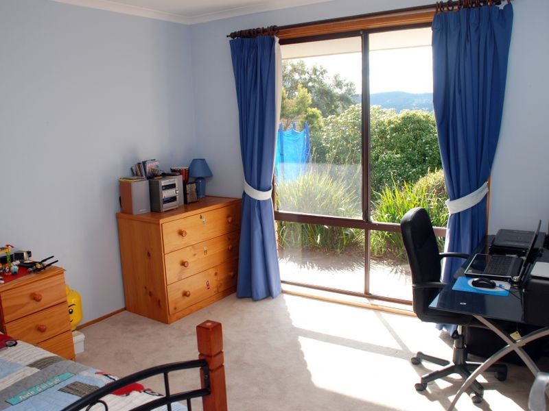 15 Sturt Close, Kingston TAS 7050