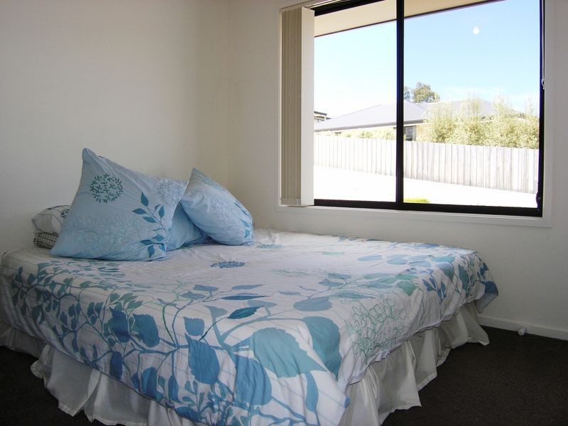 2/10 Trevally Court, Kingston TAS 7050