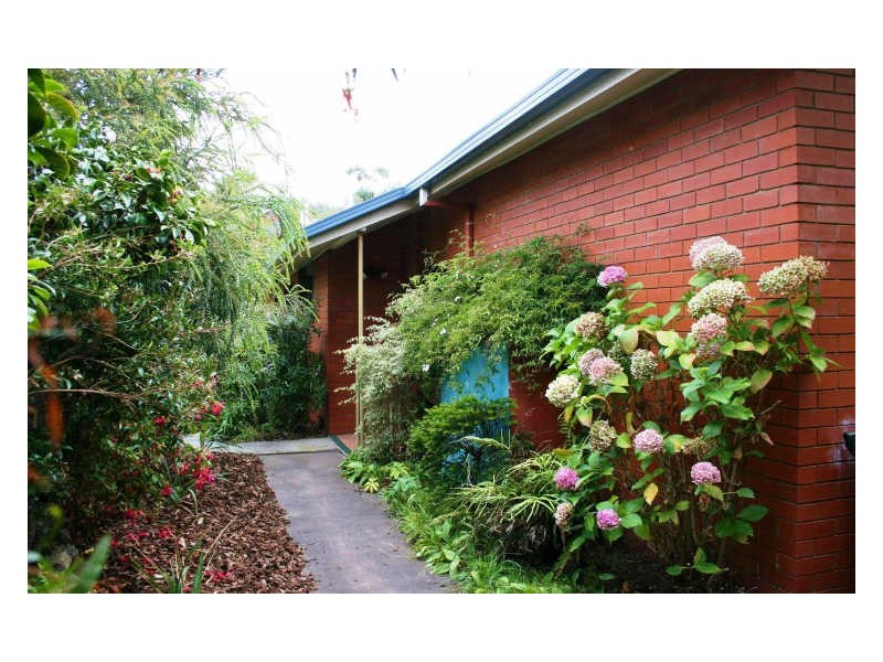 2/28 Mount Royal Road, Kingston Beach TAS 7050