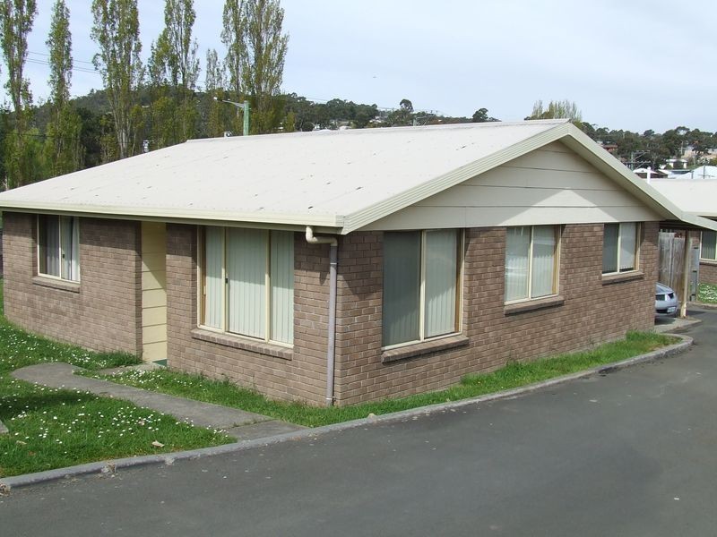 1/1A Browns Road, Kingston TAS 7050