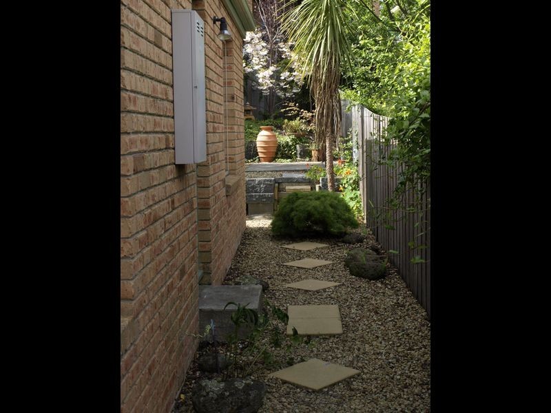 2/25 Stirling Avenue, Blackmans Bay TAS 7052