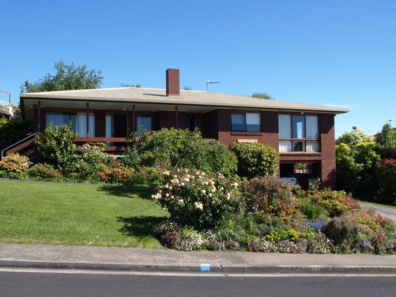 56 Suncoast Drive, Blackmans Bay TAS 7052