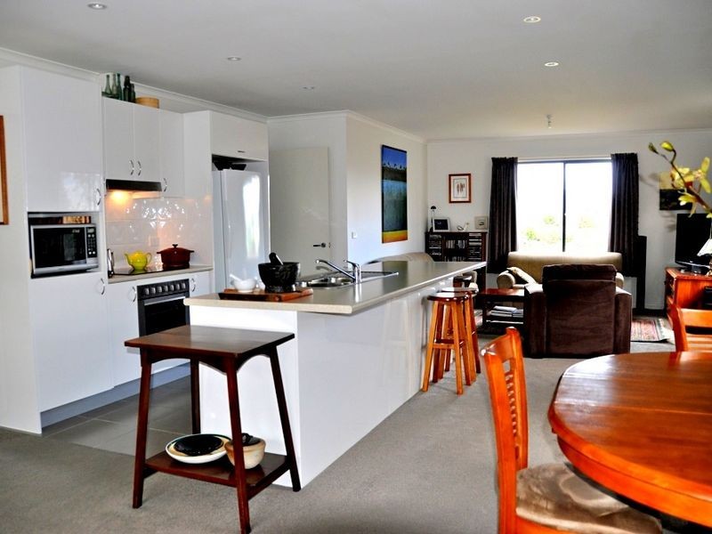 2/65 Hutchins Street, Kingston TAS 7050