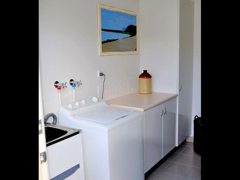 2/65 Hutchins Street, Kingston TAS 7050