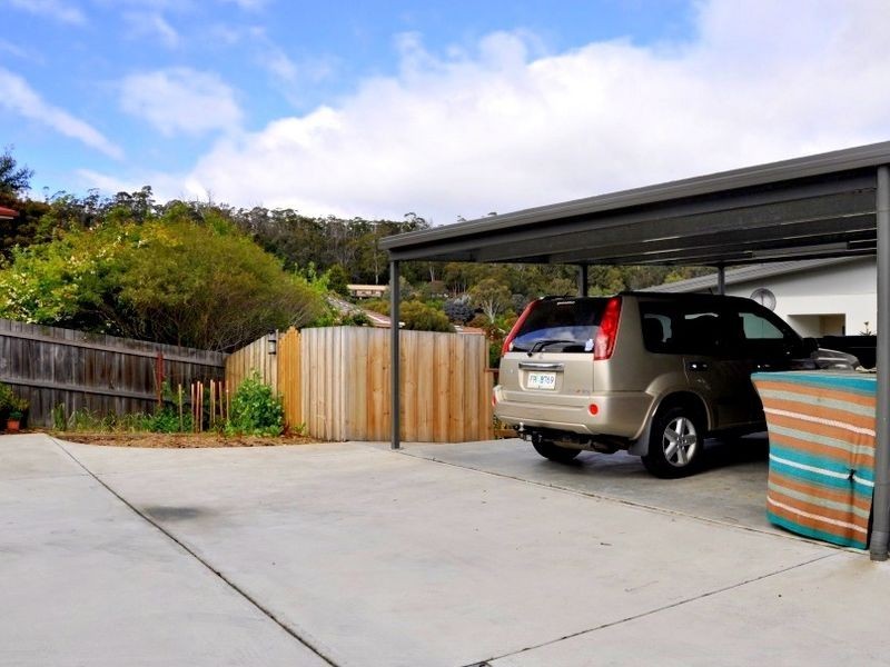 2/65 Hutchins Street, Kingston TAS 7050