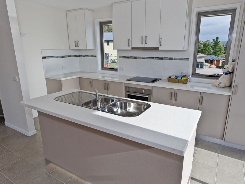 6/8 Carnation Terrace, Kingston TAS 7050