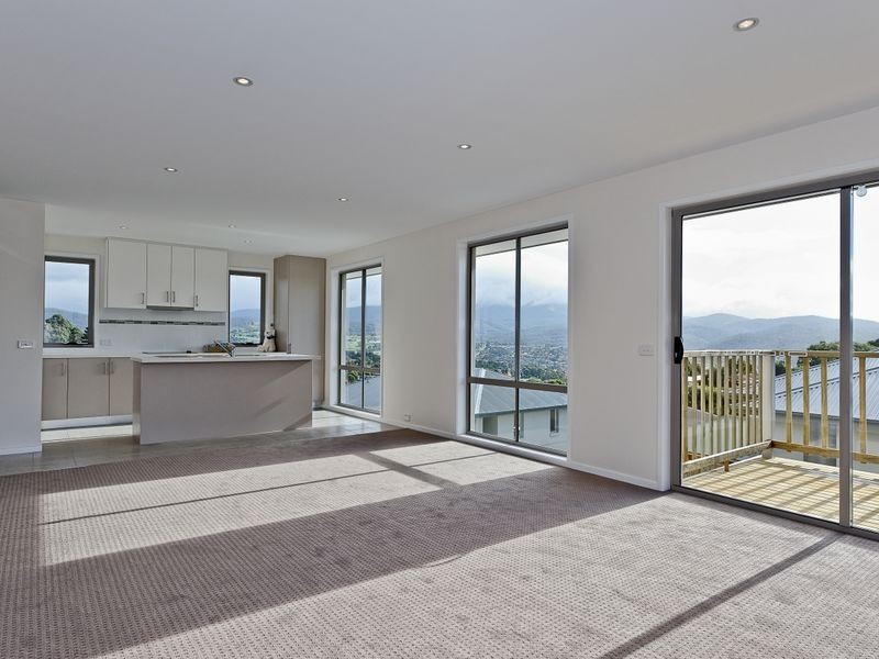 6/8 Carnation Terrace, Kingston TAS 7050