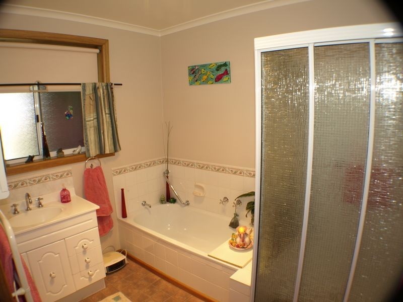 28 Scenic Drive, Kingston TAS 7050