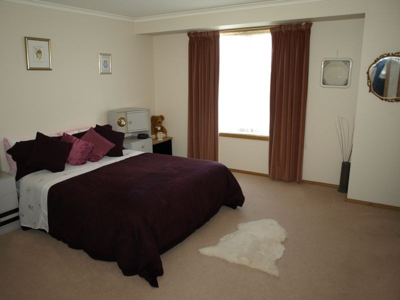 28 Scenic Drive, Kingston TAS 7050