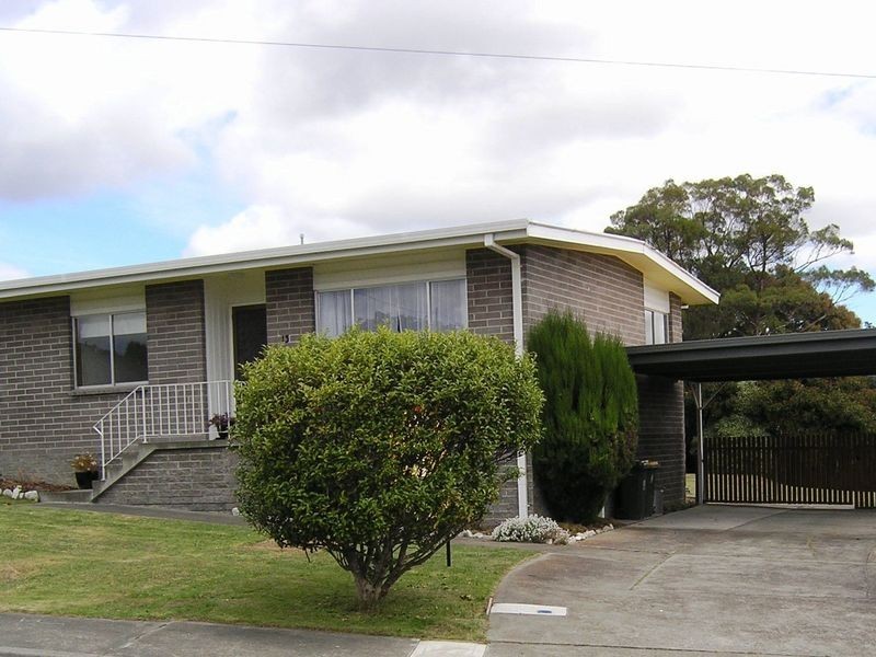 13 Swift Place, Kingston TAS 7050