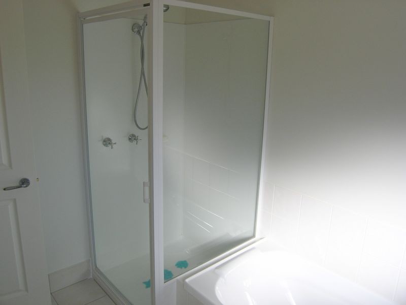 4/108 Beach Road, Margate TAS 7054