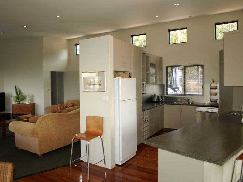 78 Tingira Road, Blackmans Bay TAS 7052