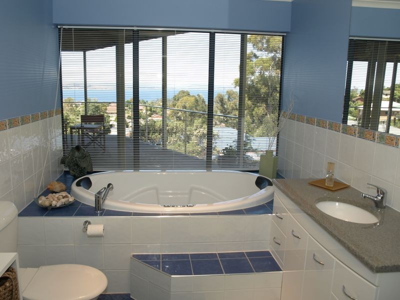 78 Tingira Road, Blackmans Bay TAS 7052