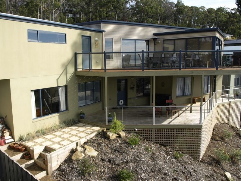 78 Tingira Road, Blackmans Bay TAS 7052