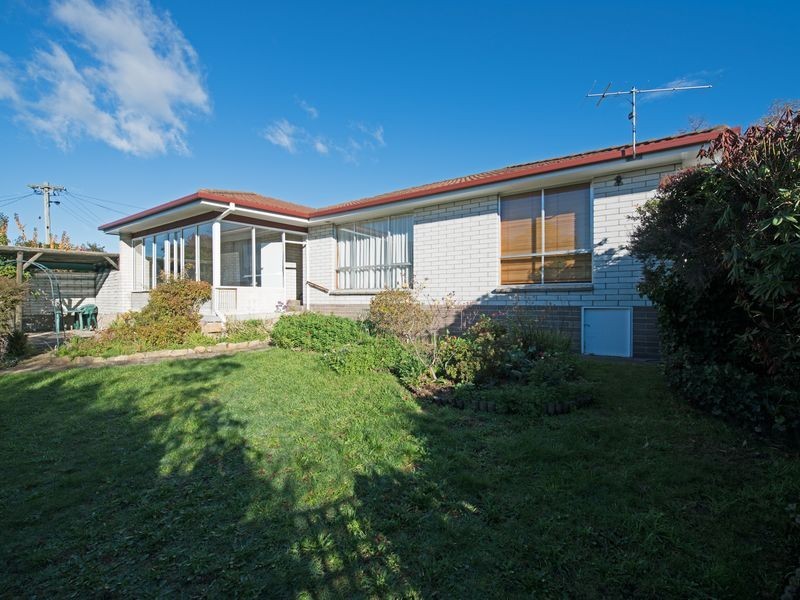 5 Murlali Court, Blackmans Bay TAS 7052