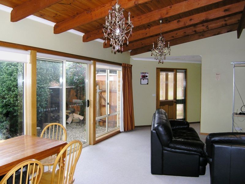 2/5 Endeavour Avenue, Margate TAS 7054