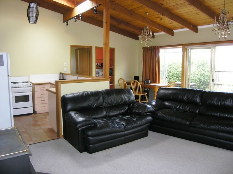 2/5 Endeavour Avenue, Margate TAS 7054