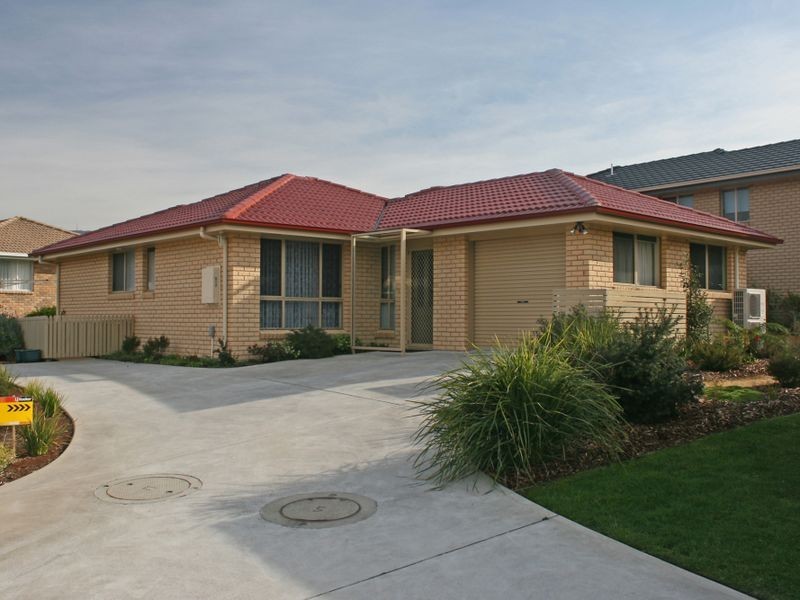 517 Village Drive, Kingston TAS 7050