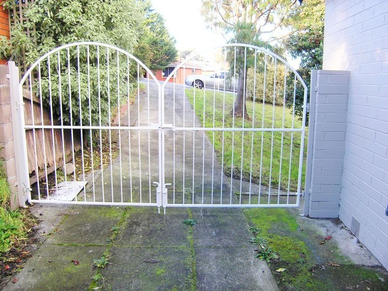 2 Waratah Street, Kingston TAS 7050